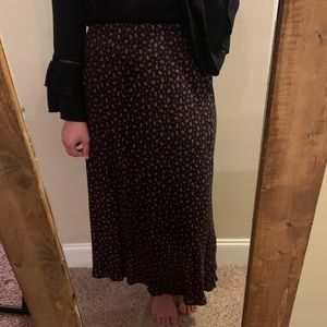 Super cute midi slip skirt. Never worn